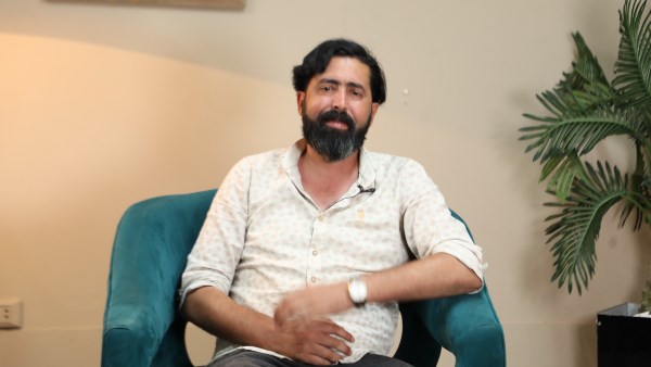 مساعد عموتة: بنشرقي مرتاح في مصر وبنجديدة محتاج وقت وزيزو وشوبير الأفضل| فيديو وصور