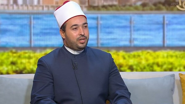 عضو بمركز الأزهر للفتوى: تربية الأبناء على الاستماع للآخر من أهم آداب الحوار