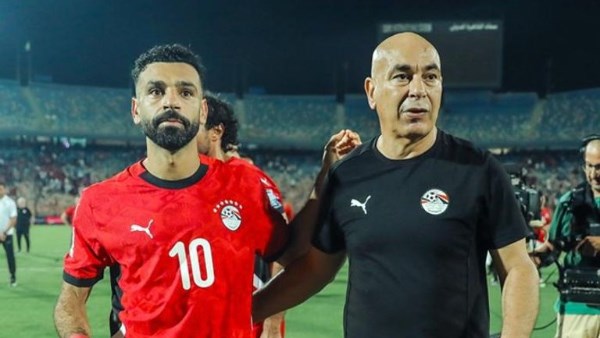 تعليق قوي من نشأت الديهي على أزمة حسام حسن مع الشناوي ومحمد صلاح