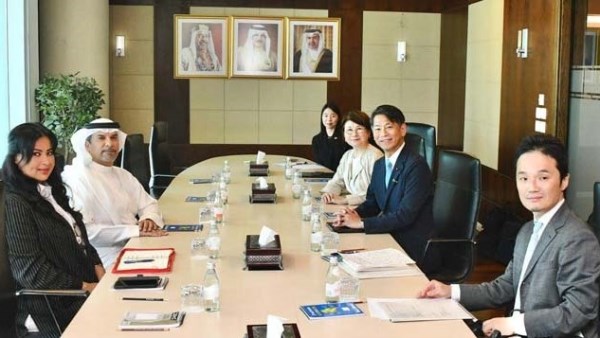 البحرين و اليابان تبحثان تعزيز التعاون في مجال الطاقة واستعراض الفرص الاستثمارية المتاحة في هذا القطاع