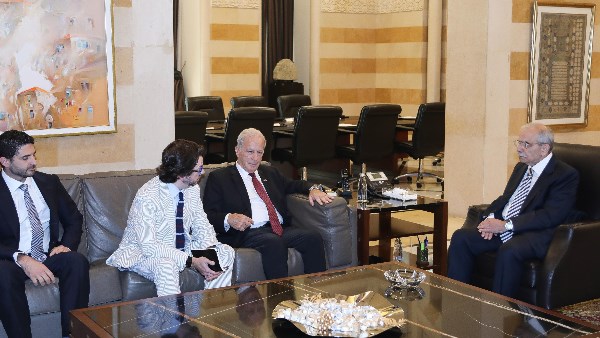 رئيس وزراء لبنان : انسحاب إسرائيل من أراضينا وبسط سلطة الدولة هدفنا في المفاوضات