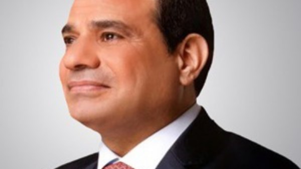 الرئيس السيسي يشارك في تفقد معرض «مرور 20 عاما على تدشين البريكس»