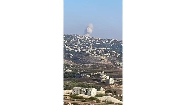 الاحتلال الإسرائيلي ينفذ تفجيرات في عدة مناطق بجنوب لبنان