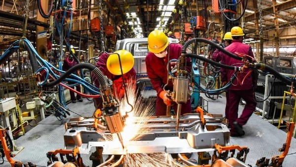ارتفاع القيمة المضافة للناتج الصناعي في الصين بنسبة 5.2% خلال أغسطس