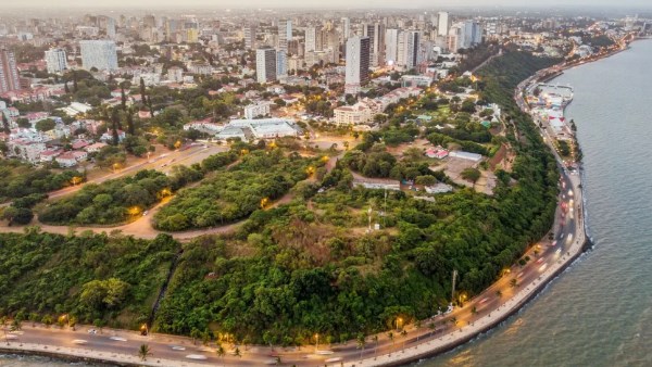 موديز تخفض تصنيف موزمبيق مع تزايد مخاطر إعادة هيكلة الديون بالعملات الأجنبية