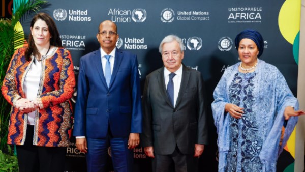 رئيس مفوضية الاتحاد الأفريقي يدعو إلى تسريع التحول الصناعي وتعزيز الاستثمار داخل القارة