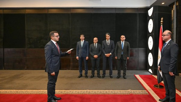وزير الاستثمار والتجارة الخارجية يشهد أداء اليمين للدفعة الجديدة من أعضاء التمثيل التجاري