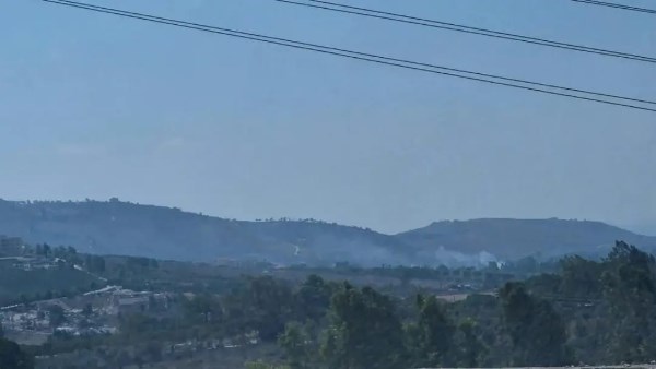 غارات إسرائيلية على الجبل الرفيع وقصف مدفعي يستهدف مناطق بجنوب لبنان