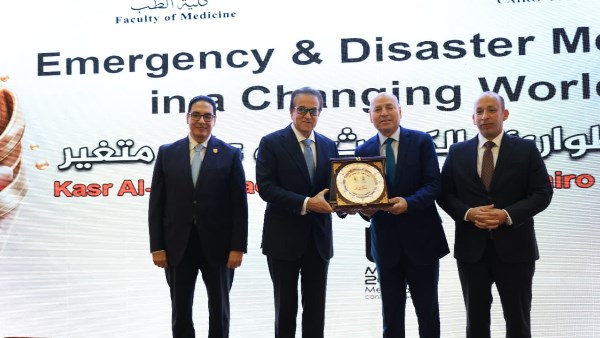 محافظ القاهرة يشيد بدور قصر العيني في تطوير منظومة طب الطوارئ ومواجهة الكوارث