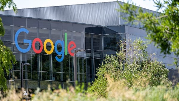 جوجل تطعن على قرارات أوروبية لإتاحة بيانات البحث وخدمات الذكاء الاصطناعي للمنافسين