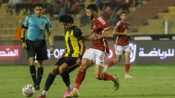 بالأسماء.. الأهلي يحدد 3 مدافعين محليين لتدعيم صفوفه في يناير