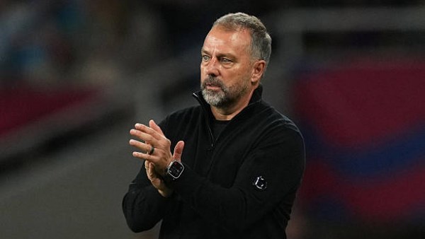 فليك: حلمي دوري أبطال أوروبا.. وبرشلونة يدعم لامين يامال