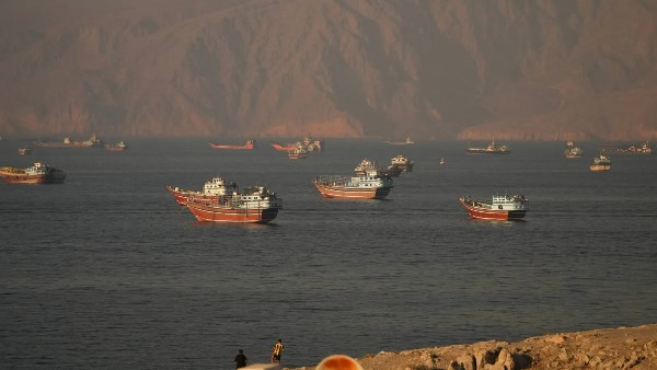 كوريا الجنوبية تنفي مناقشة «نشر قوات في هرمز».. وتؤكد إجراء اتصالات مع طهران بشأن أمن المضيق