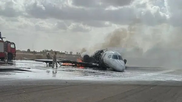 لقيادة الطائرة في حالة سكر.. ليبيا تعتقل طاقم طائرة تركية بعد تحطمها