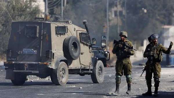 قوات الاحتلال تقتل فلسطينيا بزعم محاولة دهس جنود في الضفة الغربية