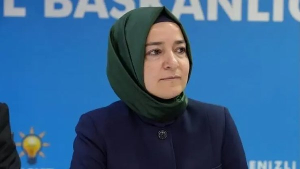 استقالة مسؤولة بارزة في حزب أردوغان على خلفية شبهات فساد مالي