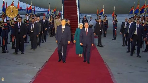 وكالة الأنباء الفرنسية: زيارة شي جين بينج لمصر تأتي في ظل حرب إيران وتهديدات العقوبات الأمريكية