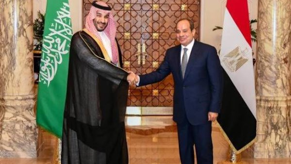 مسؤولون عرب وخليجيون ونجوم الفن يهنئون السعودية باليوم الوطني الـ96