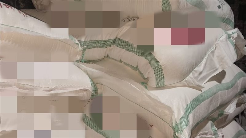 ضبط طن سكر ناقص الوزن و120 شيكارة دقيق وسجائر مجهولة المصدر بالإسماعيلية