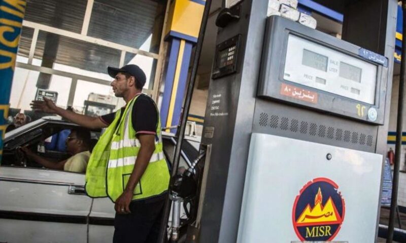 مصر تراجع أسعار الوقود في سبتمبر.. سيناريوهان على الطاولة مع تضخم فاتورة الدعم