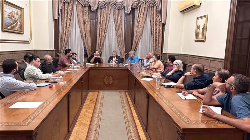 المجلس الرئاسي لحزب المحافظين يعقد اجتماعه الدوري برئاسة قرطام