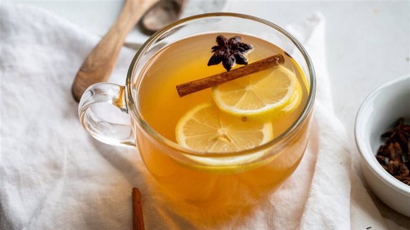 مشروبات دافئة تساعد على تهدئة أعراض البرد
