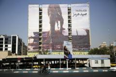 قطر تعمل على “سد الفجوة” بين الولايات المتحدة وإيران، وترامب يؤكد أن طهران “ستستسلم”