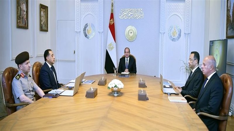 السيسي يقود جهود تطوير البنية التحتية الرقمية وتوطين الإلكترونيات.. التوسع في الجيل الخامس.. تطوير تطبيقات الذكاء الاصطناعي.. تعزيز اقتصاد مصر التكنولوجي والأمن السيبراني وبناء الكوادر البشرية