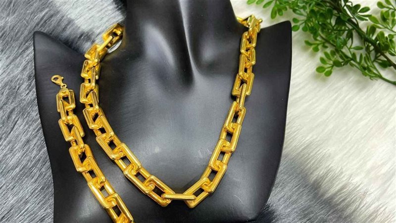 الذهب يغير اتجاهه، انخفاضات مفاجئة بسوق الصاغة (تحديث لحظي)