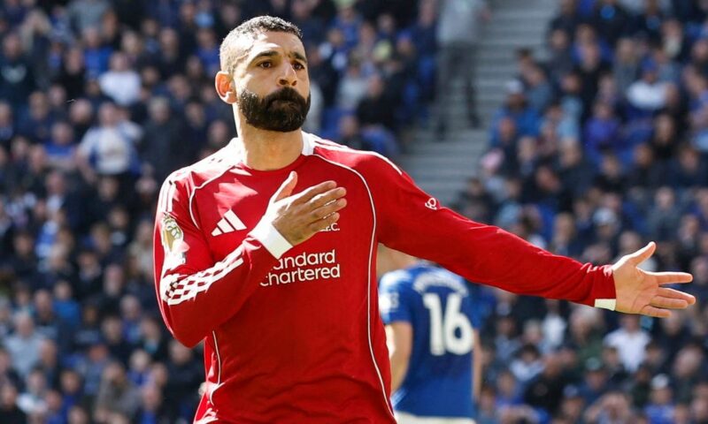 صلاح يعود إلى ليفربول من أجل ابنه ليل