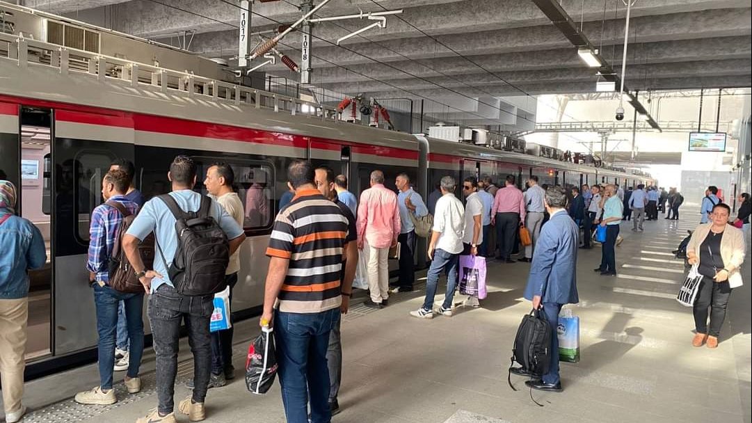 مع بدء العام الدراسي الجديد.. دليل مواعيد تشغيل القطار الكهربائي الخفيف LRT