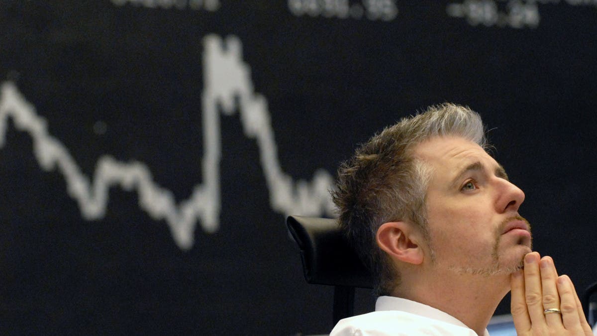 تراجع جماعي لمؤشرات الأسهم الأوروبية مع تجاوز النفط مستوى 100 دولار