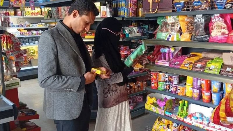 حملة رقابية موسعة على الأسواق والمحال بدمياط لضبط المخالفات وتوفير بيئة آمنة للمواطنين