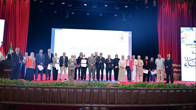 “يوم الوفاء” بجامعة القاهرة.. تكريم الفرق الطبية صاحبة الإنجازات الاستثنائية