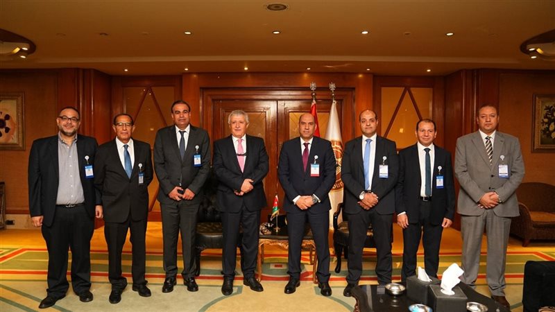 رداد يبحث مع نظيره الأردني أوضاع العمالة المصرية في المملكة وتعزيز التعاون