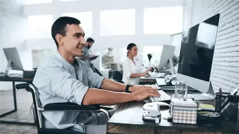 حكم قضائي يلزم الصحة بمنح مواطن من ذوي الهمم كارت الخدمات المتكاملة