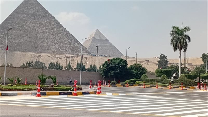 الجيزة تتجمل لاستقبال الرئيس الصيني بالمتحف الكبير والأهرامات (صور)