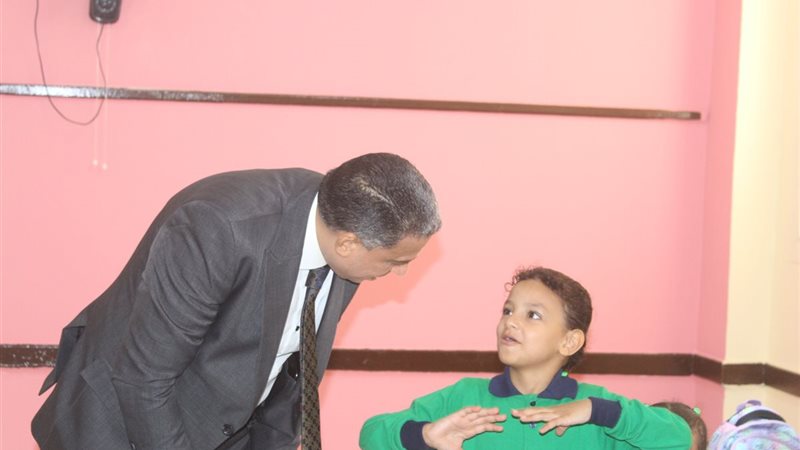 في ثاني أيام الدراسة، 4 مدارس بحدائق أكتوبر تحت رقابة مدير تعليم الجيزة