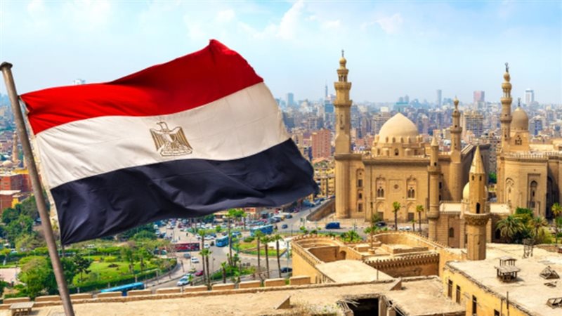 موقف الأموال الساخنة في مصر بعد رفع الفائدة الأمريكية، هل يبدأ نزيف الاستثمارات الأجنبية؟