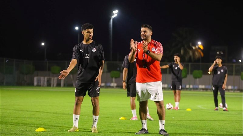 الأهلي يدعم نجومه المشاركين مع منتخب الشباب في تصفيات شمال أفريقيا