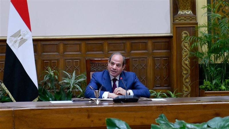 السيسي: يتعين على المصريين الانتباه لبلدهم والحفاظ عليه وأي ضرر يصيبه يحيق بنا جميعا