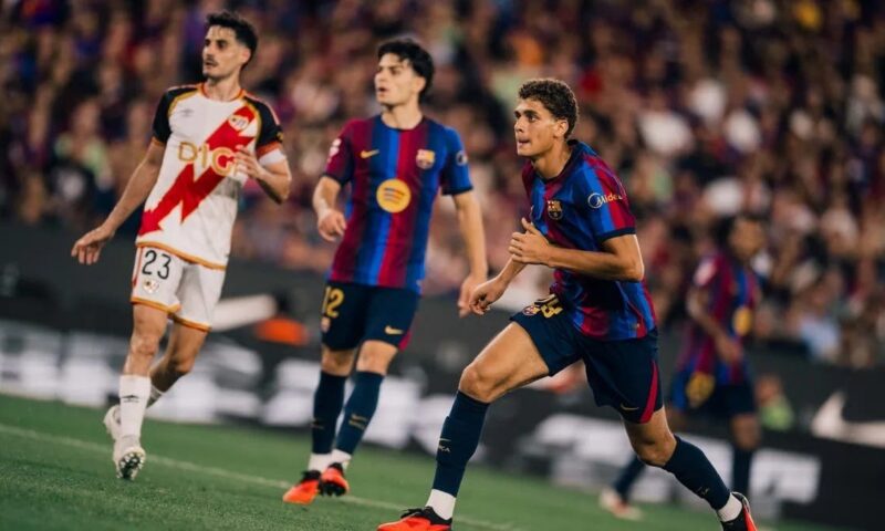 حمزة عبدالكريم مع برشلونة.. الدقيقة بـ2.2 مليار جنيه