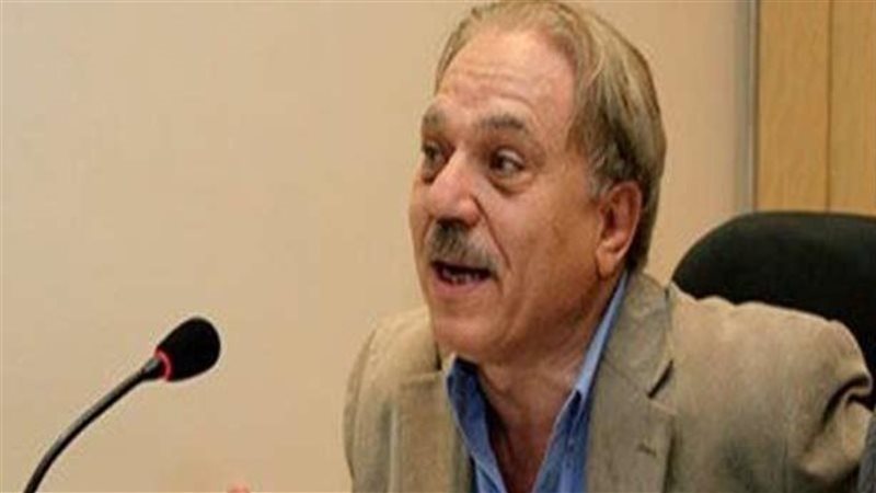 مدحت الزاهد: السادات لم يتخذ القرار الصحيح بالتوقيع على كامب ديفيد واسترداد الأرض كانت له ضريبة