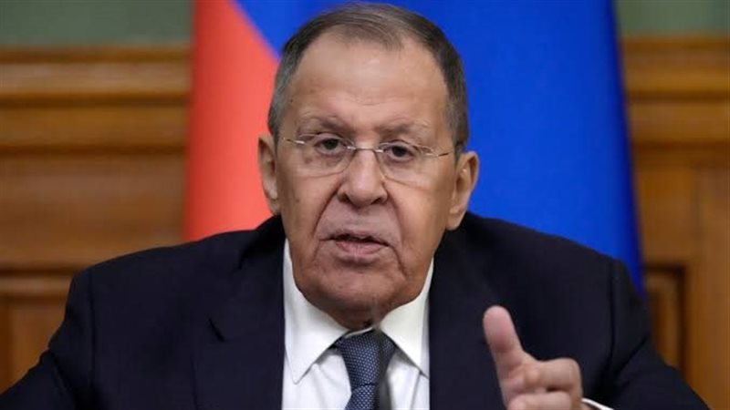 لافروف: روسيا مستعدة للتفاوض مع كييف دون وقف الحرب