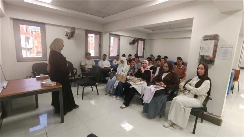 طلاب طب الإسماعيلية الأهلية يتلقون تدريبا إكلينيكيا بمراكز الرعاية الصحية