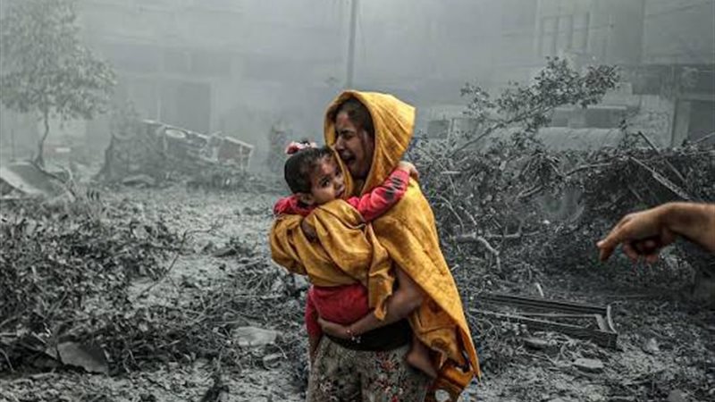 استشهاد امرأة فلسطينية جراء قصف إسرائيلي استهدف شقة سكنية غرب مدينة غزة