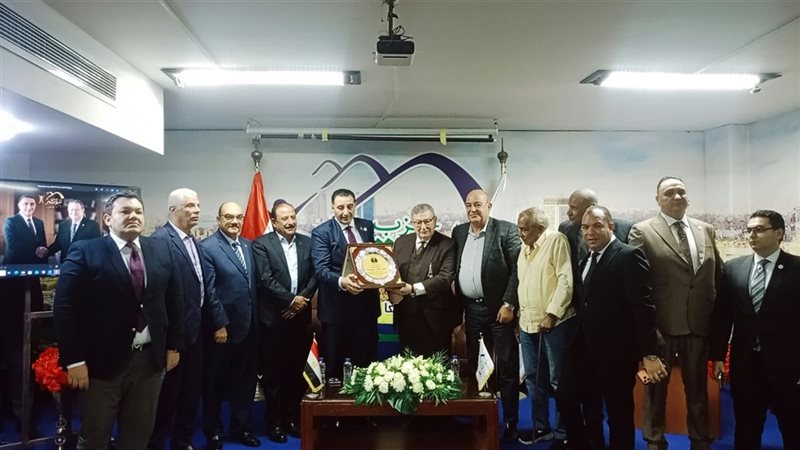 حزب المؤتمر يكرم رئيسه السابق، ويؤكد: الوفاء لقياداتنا نهج ثابت (صور)