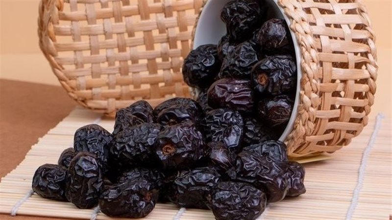 فوائد البلح الأسمر لدعم صحة الجسم ومساعدته لإنتاج الطاقة