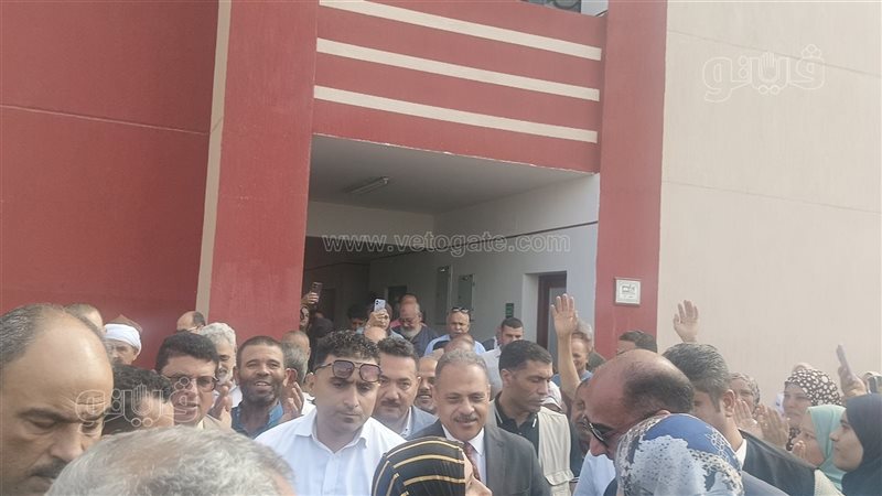 لم ترزق بأطفال فوهبت أرضها لأبناء قريتها.. حكاية سميرة عبد العزيز والمدرسة التي تحمل اسمها (فيديو)