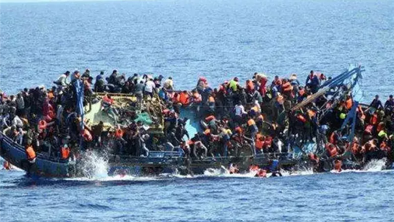 مصرع وإصابة 22 شخصا جراء غرق مركب هجرة غير شرعية قبالة سواحل الإسكندرية
